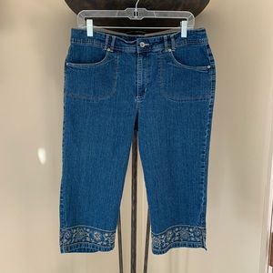 Jean Capri with Embroidery
